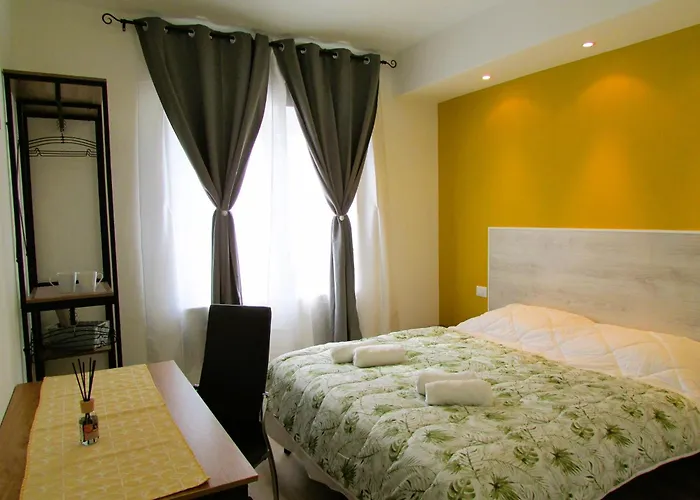 Casa Ribes Rooms, L'angolo Tranquillo Alle Porte Della Citta